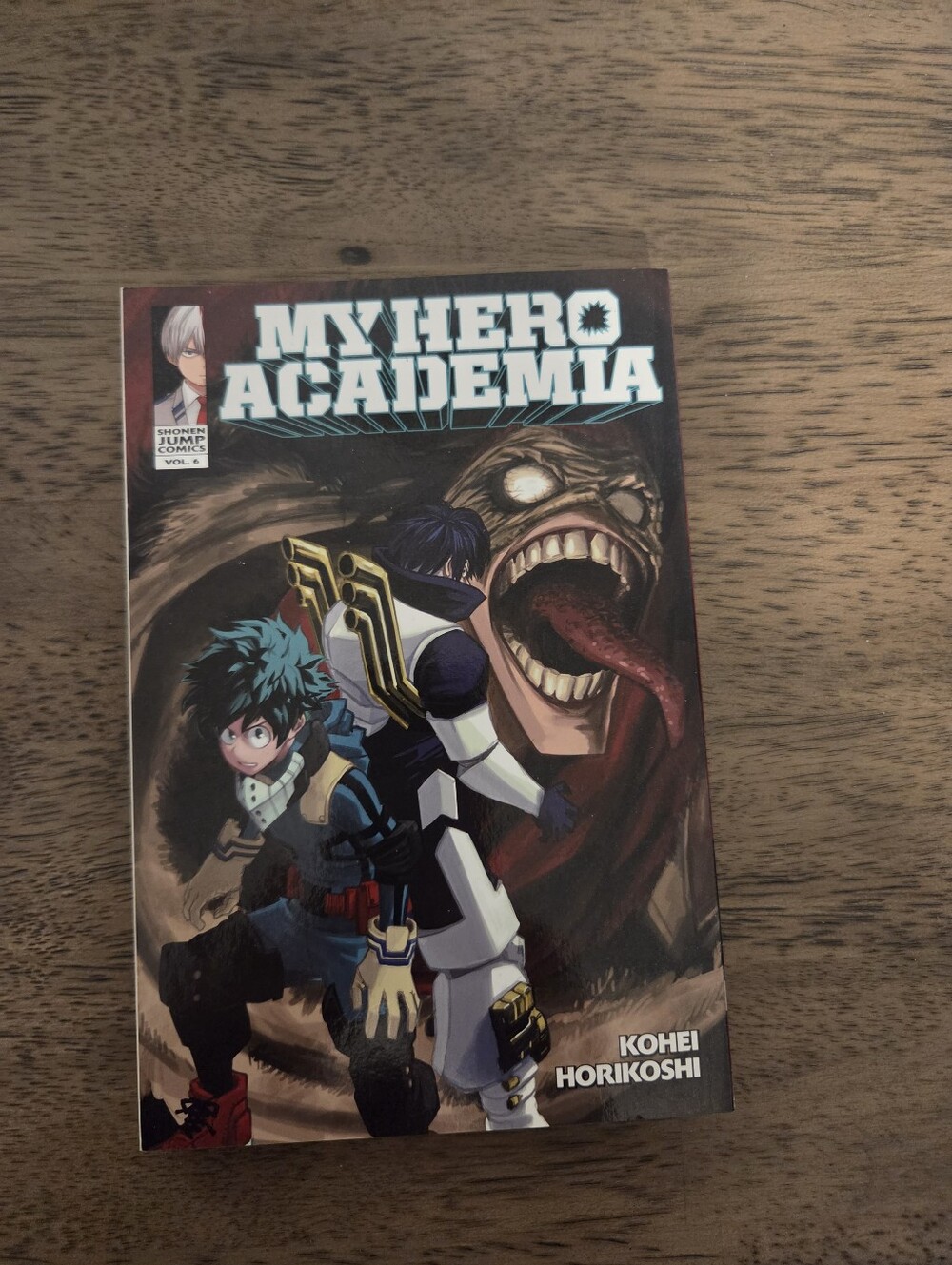My Hero Academia Vol. 8 - Graphic Novel (Green, Black, White)